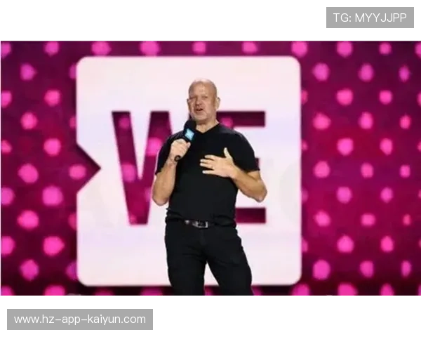 Oba Femi在即兴比赛中击败Kit Wilson，用Fall from Grace终结对手挑衅