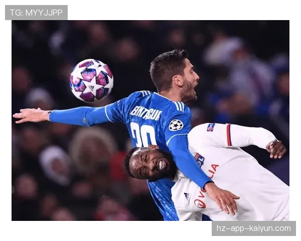 VAR长时间介入,判定里昂进球越位在先,引发主场球迷强烈不满